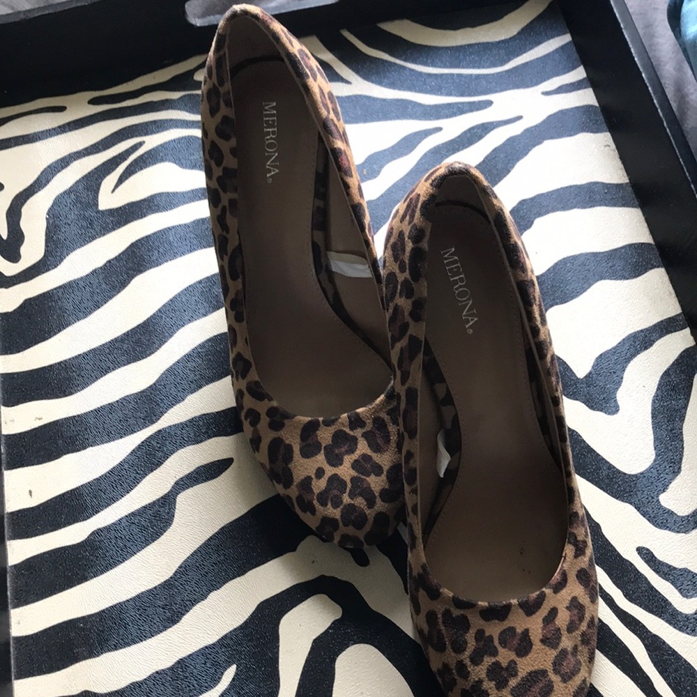 Leopard Platform Heel - Picture 2 of 4